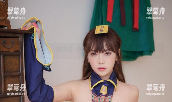 “看Dami(퀸다미)的裸足，作品的概念都被抛到九霄云外了”“