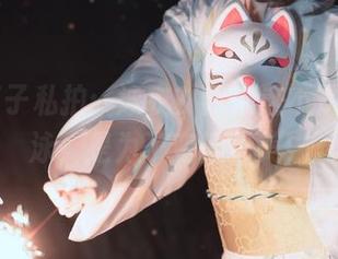 ElyEE子私拍：泳衣？我来这不是为了游泳，是为了变得更美！