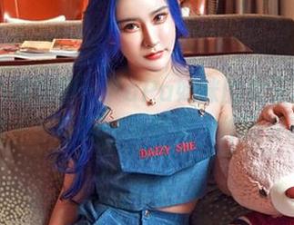 Feilin嗲囡囡 – PaPa妈咪的女王写真图册——每翻一页都是一种新姿态