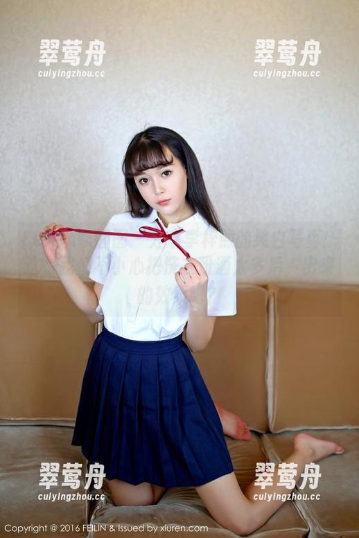 Feilin嗲囡囡 - 分享李梓熙的纯白写真：这是我们不小心把洗衣粉洒太多后，出来的效果吧？