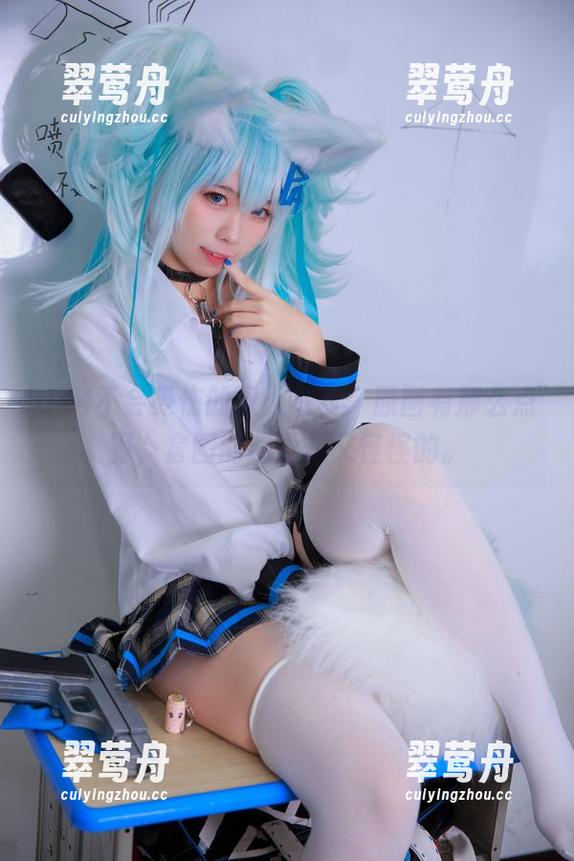 G44不会受伤 G44不会受伤的双人写真,原图有那么点野,套图的感觉却又怪怪的。