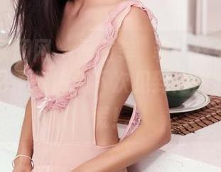 GIRLT果团网 – 吾有龚玥菲！这张礼服的最新原图，保佑我下次见到她时我能不心慌！