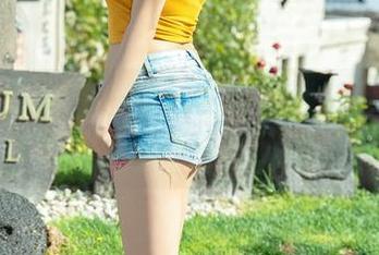 IMiss爱蜜社 – 连体衣与小丽莎萌萌哒：图集中有没有人跟我一样眼睛停在那儿？