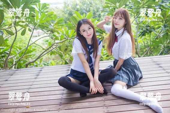 IMiss爱蜜社 - 一张图片，酥小白的美足，正在分享你的思绪……