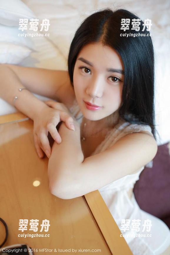 MFStar模范学院 - 天哪，这套睡衣的原图，李颖煊baby直接打包成壁纸了吧？