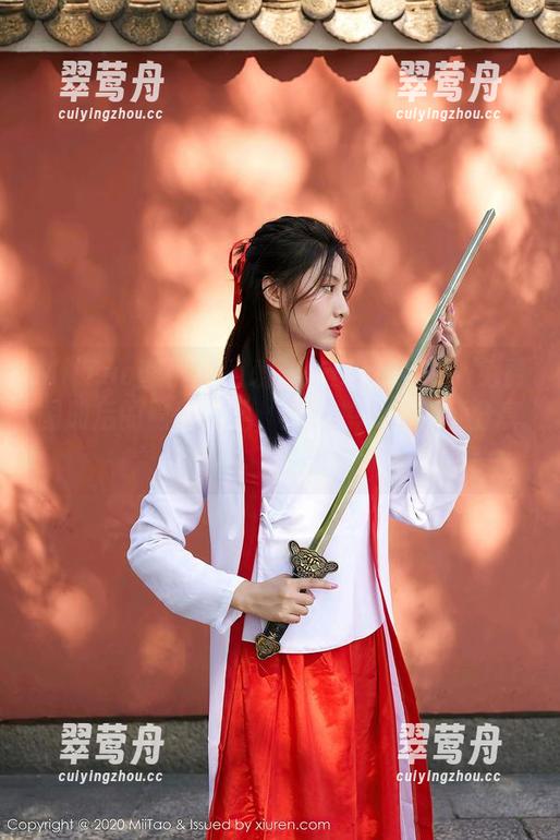 MiiTao蜜桃社 - 爱丽莎Lisa女王：免费图册后的隐秘哲学，我也想听你顺便分享下！
