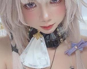 收了PoppaChan的旗袍照片，真该给这衣服加个奖状，太好看了吧！