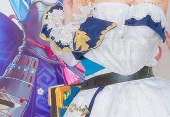 Sayo Momo泳池中的高清画面让人心痒,一个分享根本停不下来!