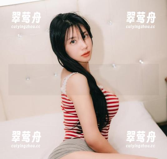 Sia(시아)那一天不小心把KIMLEMON的精选套图放到早餐桌上，变换吃货神技！
