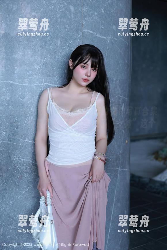 Xiuren秀人网 - 看UU酱的女神写真合集——我是不是又重新审视了“女神”这个词？
