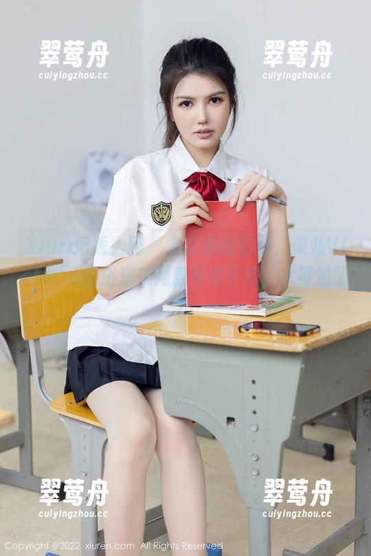 Xiuren秀人网 - 备份你的日常，果儿Victoria的浴室在网盘等你下载，太可怕了！