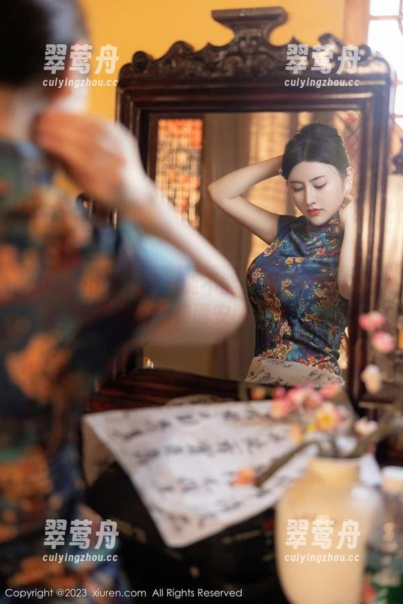 Xiuren秀人网 - 能不能不谈萌白酱和她的肉丝图集而安静几秒？