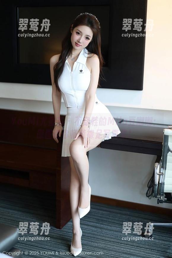 YouMi尤蜜荟 - 不穿鞋的Mila豆嘟嘟：原图带你畅游裸足写真集！