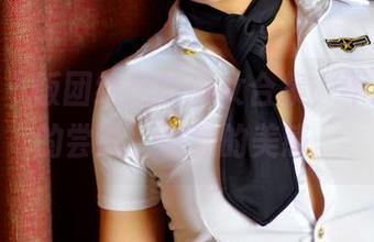 pans – 饭团给出的少女合集，不同寻常的尝试，诡异的美感。