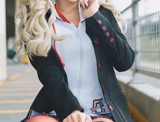 Puypuy户外最新写真集：无畏风雨，祝我每天都有美丽的妆点！