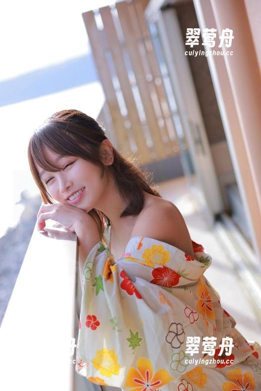 我就在这儿等着，浴缸里的いくみ(育美)写真，让人移不开眼。