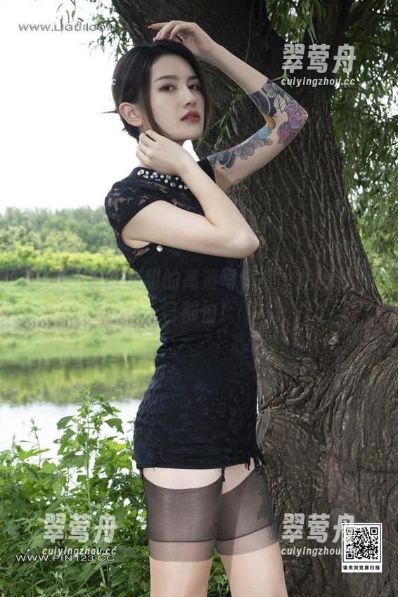 丽柜 - 长腿甜甜的高清写真集，拍得连自己都怕！