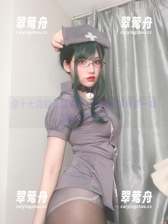 你十七鸽的长腿写真，现在是时候来一场腿部之旅了！
