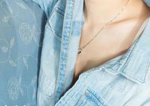 克拉女神 – 高子琁的双马尾写真集，原图里那些小细节可真有意思。