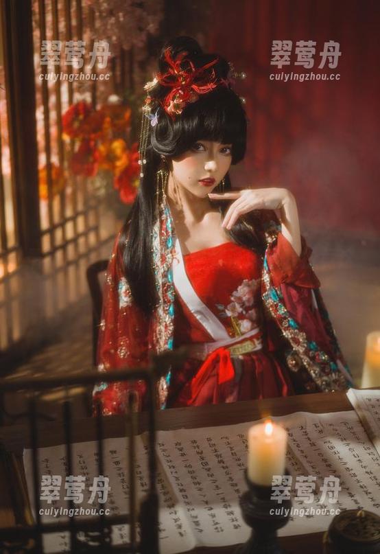 最新白丝作品集，凛子酱证明了装扮竟这么迷人