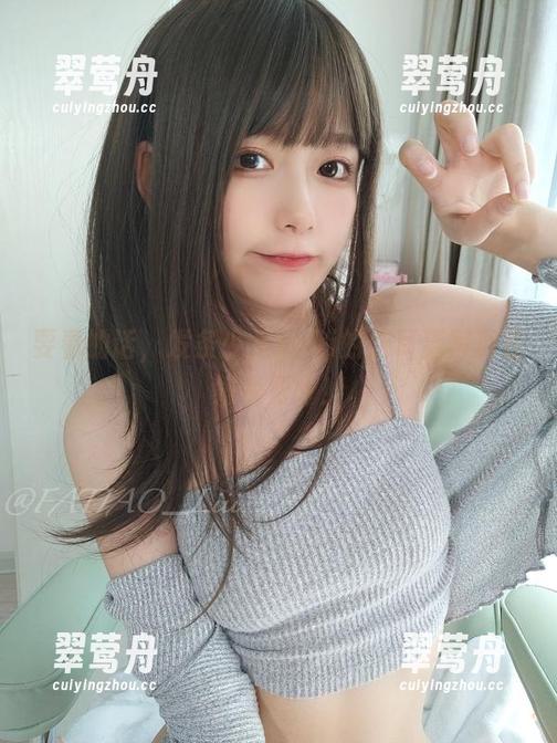 要看的话，发条少女yoki的折耳猫写真正好免费呀！