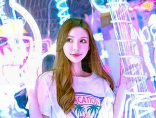 嗲囡囡 – 最新作品集！龙女宝宝的眼镜，让你一秒变明星！