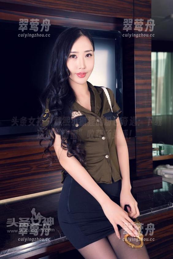 头条女神 - 韩熙小狐狸的粉色奇遇：下载这份“甜蜜”收获新灵感！