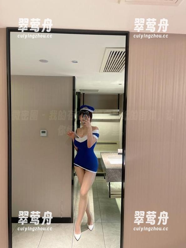 微密圈 - 我的存在，奶宝妹纸的图集，让你悄悄醉在梦里。