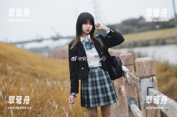 私房写真中的安曜曜：放学后的私密时光