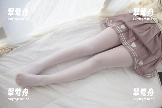 少女秩序 - 看小满的海边写真，差点让我觉得自己也能成模特！