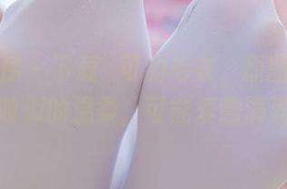 少女秩序 – 下载晞可的毛衣，原图再现那猫咪似的温柔，可能爱意满满？