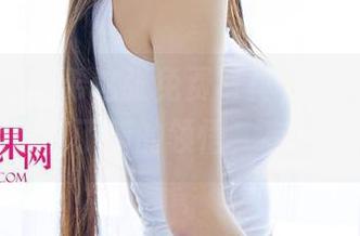 尤果网 – 叶希这张免费写真，居然让我对裸足也有了新的领悟，有点意思！
