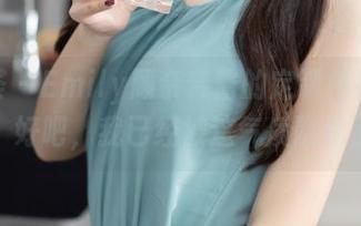 尤蜜荟 – Emily顾奈奈酱的定制白衬衫图集：好吧，我已经被这气质融化了！
