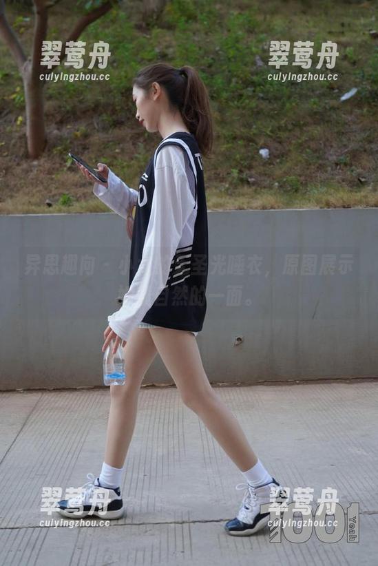 异思趣向 - 小六的无圣光睡衣，原图展示她最自然的一面。