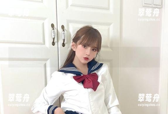 微密圈 - 张思允在体操服中自如切换，高清原图，别有一番滋味。