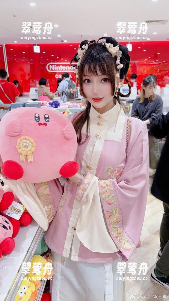 妹妹：这彩芸_Nebula的作品堪称小宝藏，资源值得一探！