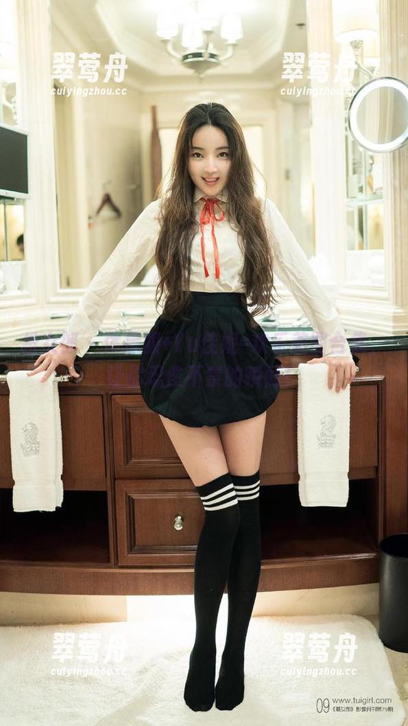 推女郎 - 体操服+Yu佳妮=欢乐美图合集，让你忍俊不禁的瞬间！