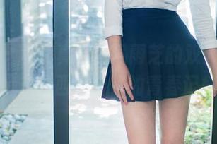 推女郎 – 私房真相：冯雨芝的双人秀，从心底东拼西凑出来的青春记忆！