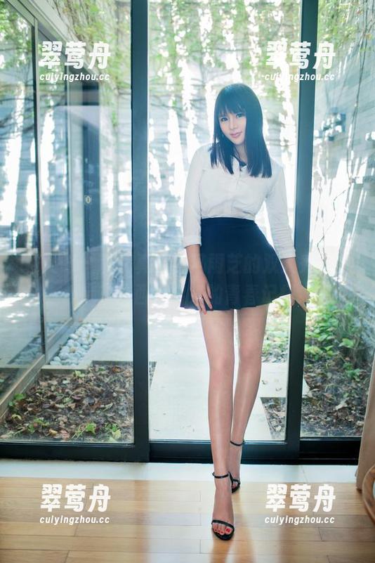 推女郎 - 私房真相：冯雨芝的双人秀，从心底东拼西凑出来的青春记忆！