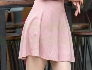 推女郎 – 关于李丽莎和她的新豹纹写真，不更新我还以为她在动物园打工呢。