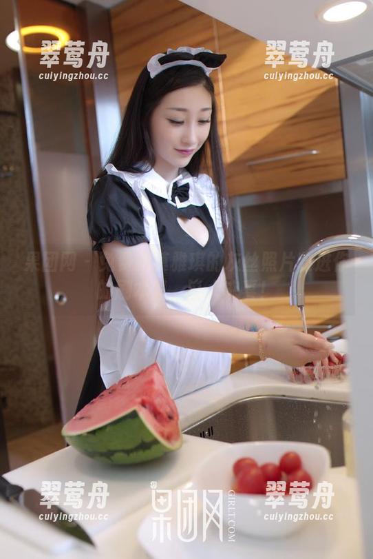 果团网-莫雅琪 果团网 - 免费把莫雅琪的灰丝照片收进你的剧本里,皆大欢喜!