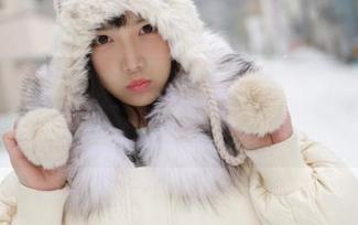 模范学院 – 你绝对想不到，朱可儿Flower这次的最新女仆作品有多“不正经”。