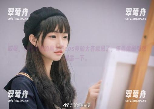 哎呀，沧霁桔梗的黑太子cos真的太有意思了，连偶像剧都想借鉴一下。
