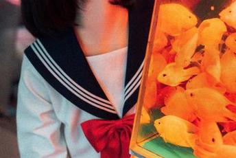 夏日比基尼全集，河豚抚子又一次化身沙滩女神，真以为是片子？
