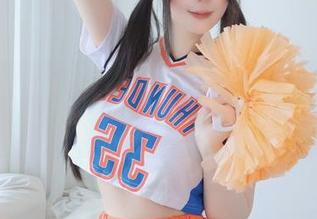 白银81的定制写真：一幅副本，白得让人眩晕
