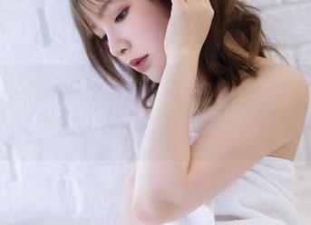 白丝，白露Bululu的最新作品在图库、大概会引发一波神经的茶话会