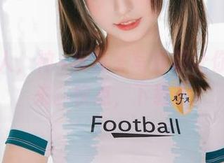 小鸟依人，神楽坂真冬写真都让你心痒痒，来。快点，下载吧。