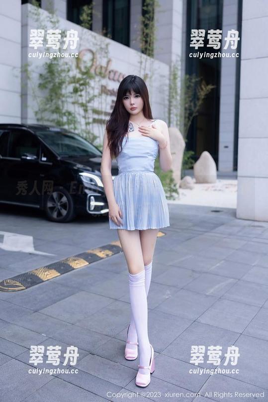 秀人网 - Emily尹菲的吊带作品集，带你领略另类风潮！