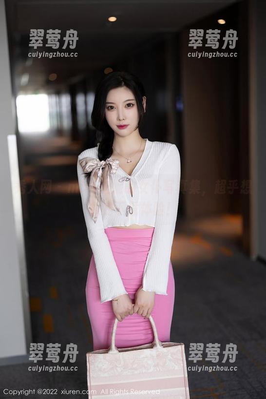 秀人网 - mini米妮的女仆写真集，超乎想象的下载体验！