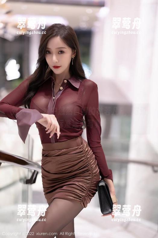 秀人网 - 水中悠然自得的林若凡F，难道这是“标准泳池写真”吗？